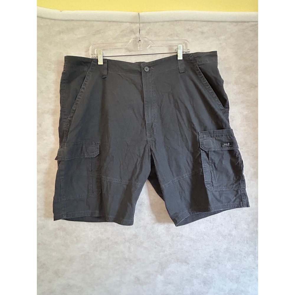 Wrangler Mens Relaxed Fit Cargo Shorts Charcoal Grey Ripstop Size 42 112314952